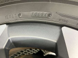 【アルミホイール】デザイン性が大事ですが、スチールホイルに比べアルミは軽量ですので、燃費や走りにも影響します。