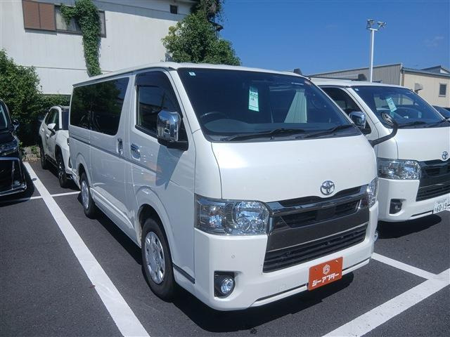 トヨタ ハイエースバン 