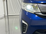 ★LEDヘッドライト搭載★ 白っぽく光る明るく省電力なLEDライト!先進的な白い輝きでフロントフェースを引き締めます☆