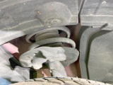 お車を安心してお乗りいただく為には、足回りの定期点検が欠かせません。サービスサポート(有償保証)では無料点検もご提供しており、安心のカーライフをお過ごしいただけるサポート体制が整っています。
