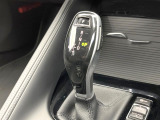 ●シフトノブの使用感も少なく、良好な状態です。