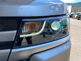 【LEDライト】ハロゲン、HIDと比べて明るく、寿命が長いのが特徴です!これで夜の運転も安心☆