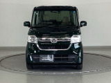 LEDヘッドライトを装備しています。LEDヘッドライトはとても明るく、雨の日や夜間走行も安全・安心です。