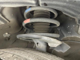 お車を安心してお乗りいただく為には、足回りの定期点検が欠かせません。サービスサポート(有償保証)では無料点検もご提供しており、安心のカーライフをお過ごしいただけるサポート体制が整っています。