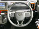 【ステアリングスイッチ】運転中、前方から目線をそらすことなく、オーディオ等の操作が可能な便利機能!安心&快適なドライブを演出してくれます♪