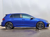 アクセルを踏み込めば、Golf Rならではの力強い加速を体感できます。