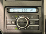 車内空調は&rdquo;AUTOエアコン&rdquo;にお任せ。運転に集中出来ますよ!