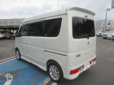 【お車でのアクセス】東名横浜町田ICが最寄。保土ヶ谷バイパス上川井ICから八王子街道(旧R16)を目黒交差点方面へ/国道246号目黒交差点から八王子街道を鶴ヶ峰方面へ。 東名高速脇の大きな看板が目印。