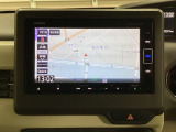 ナビゲーションはフルセグTV対応のGathers純正メモリーナビを搭載しています。Bluetoothオーディオ機能がありますので、スマートフォンなどの音楽も再生できます。