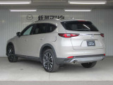 車両本体価格に点検整備費用が含まれています。当社基準および保安基準に合わせ、要交換、修理と判断された部品は当社負担にて整備させていただきます。追加整備費用はかかりませんのでご安心ください。