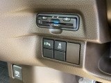 ETC付いてます。ETCが使用可能な道路通行料はキャッシュレスでスマートに走行できます。再セットアップして納車致します。