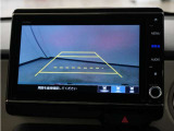 バックカメラ搭載です!車庫入れが苦手な人はもちろん、車両感覚に自信がある人にもお勧めです!見えない箇所が見えるようになるので、低い障害物や隠れてしまっている子供の存在等にも気付く事が出来ます。