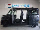 狭い駐車場やショッピングセンターで隣のお車にドアをぶつけてしまいそうになった経験がありませんか??スライドドアなら隣を心配することなく、快適に乗り降りできますよ♪