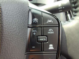 レーダークルーズコントロール(全車速追従機能付)付きです。車速に応じて追従支援してくれるので、ロングドライブも快適です。詳細は販売店スタッフまでおたずねください。