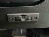 自動車保険も取り扱っておりますの無料で見積りをいたします♪ お客様のお話を伺い、お客様に合った的確なプランをご提案させて頂きます。