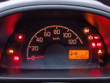 1オーナー車/走行34,482キロ。※掲載車が少しでも気になるお客さま、私共スタッフはクルマの事がよくわからないお客さまへ丁寧な説明を心掛けております。お気軽にご相談ください(定休日 火/水曜)。