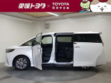 室内外はもちろん、シートを外してニオイの元となるフロアカーペットまで消臭・除菌を実施。中古車を気持ちよくお乗りいただけるクリーニングサービスです。詳細は販売店スタッフまでおたずねください。
