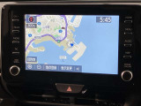 いまや必須装備「ナビゲーション」搭載!知らない場所に、スイスイッとドライブ。なんて便利な機能でしょうか?もう、これなしではハンドルを握れませんね!でも、運転中の操作は危険ですのでご注意ですね♪