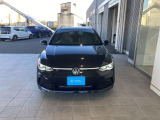 高年式、少走行距離の GOLF VARIANT TDI R-LINE PLATINUM EDITION 入荷しました!ボディーカラーはディープブラックパールエフェクトです。
