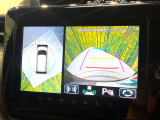 【全方位モニター用カメラ】専用のカメラにより、上から見下ろしたような視点で360度クルマの周囲を確認することができます☆死角部分も確認しやすく、狭い場所での切り返しや駐車もスムーズに行えます。