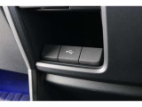 スマートフォンなどの音楽再生が可能なUSB接続ジャック装備車両です♪♪♪