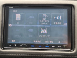 CD・DVD・フルセグTV・ミュージックサーバーが楽しめ、USB・Bluetoothにも対応しています。