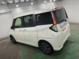 家族使いに嬉しい&ldquo;両側電動スライドドア&rdquo;。狭い駐車場でも安心して乗り降りできます。