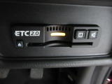 ETC付。高速道路の料金所はキャッシュレスで通過です。サービスエリア等にあるスマートインターの出入りも利用可能でとっても便利。ご納車後すぐにお使い頂けるようセットアップしてのお渡しとなります。