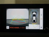 パノラミックビューモニター付きで、車両の周囲を確認することができるので安心できますね♪
