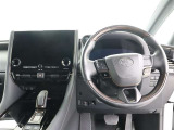 運転席からの操作もしやすいインパネ配置と、見切りのいいアイポイントですので、お車の操作性にも優れていますよ!快適・安心・安全です!!
