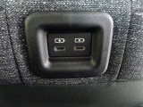 【USB給電】今では当たり前のUSB給電ソケットがついております。 スマホやデジカメなど出先や災害時の充電も可能です♪