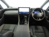 見通しのよいすっきりとした視界で、誰でも運転しやすいです。運転のしやすさは疲れにくさにも繋がりますよ♪