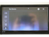 Bluetooth機能搭載。車とスマホやiPhoneをペアリングしておけばハンズフリー電話はもちろん、スマホやiPhone内の音楽を車のスピーカーで流すこともできますよ。