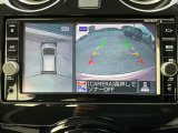 アラウンドビューモニターも装備しております。車庫入れの苦手なお客様も安心!重宝してくれます!