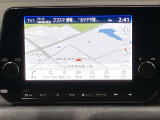 【メーカーナビ】9インチの大画面モニターを搭載し、Apple CarPlayへのワイヤレス接続やAndroid Autoにも対応。