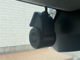 【ドライブレコーダー】運転中の記録を残します。事故などを起こしてしまった際、起こされた時の証拠を残します。その他、カー用品も取り揃えておりますのでご相談下さい。