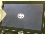 【10.5インチ ディスプレイオーディオ】大画面のディスプレイはAppleCarPlayやAndroidAutoが利用可能。大きな画面でスマホナビアプリ等が利用いただけます♪