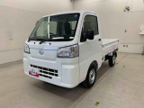 お探しのお車がございましたら遠慮なく店舗スタッフにご相談下さい。