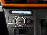車内の温度管理に便利なオートエアコン☆