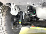 お車を安心してお乗りいただく為には、足回りの定期点検が欠かせません。サービスサポート(有償保証)では無料点検もご提供しており、安心のカーライフをお過ごしいただけるサポート体制が整っています。