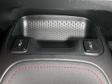 【シートヒーター】フロントシートには寒い季節に暖かく快適なシートヒーターを装備!