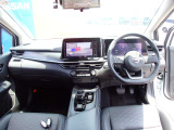 周りが見やすく運転しやすいお車です♪