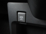 【POWEROUTLET】12V電源ソケットを設置しております。周辺機器の充電にご利用頂けます☆