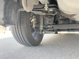 お車を安心してお乗りいただく為には、足回りの定期点検が欠かせません。サービスサポート(有償保証)では無料点検もご提供しており、安心のカーライフをお過ごしいただけるサポート体制が整っています。
