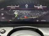車両状態やエコ情報等、様々な情報とコンテンツを表示し快適なドライブをサポートする高精細12.3inフルカラーのアドバンスドドライブアシストディスプレイ!