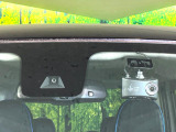 【三菱e-Assist】走行中に前方の車両等を認識し、衝突しそうな時は警報とブレーキで衝突回避と被害軽減をアシスト。より安全にドライブをお楽しみいただけます。