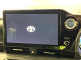【10.5インチナビ】高級感とインパクトのある大画面ナビを装備。各種オーディオ操作はもちろん、スマホ連携もできる利便性の高いナビです♪
