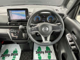 前方の見切りが良く運転しやすいインテリアです