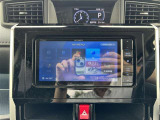車両との一体感が魅力のナビで、見た目も操作性もスマートです!