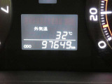 入庫時のメーター走行距離になります。また構内移動等により若干距離が伸びることがありますがご了承ください。